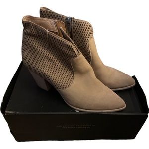 Jennifer Perf Bootie Frye